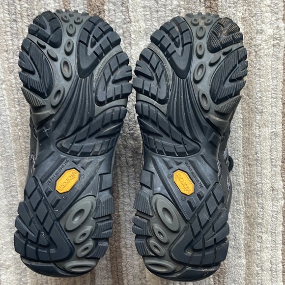 Merrell Shoes - Picture 5 of 5